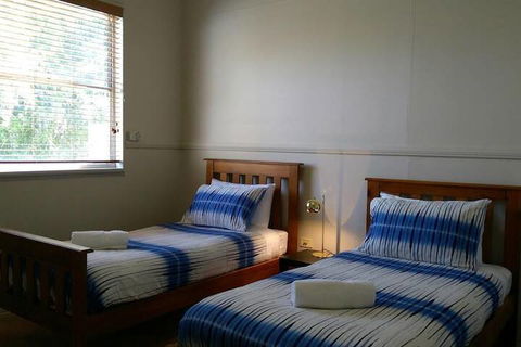 6-Bedroom House Singleton Hunter Valley - Tourism Bookings 3