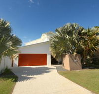 3 Bauhinia Crescent Marcoola PET FRIENDLY LINEN SUPPLIED 500 BOND - Events Australia