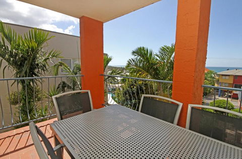 Unit 4 Cooltoro Court Coolum Beach - Events Australia 3