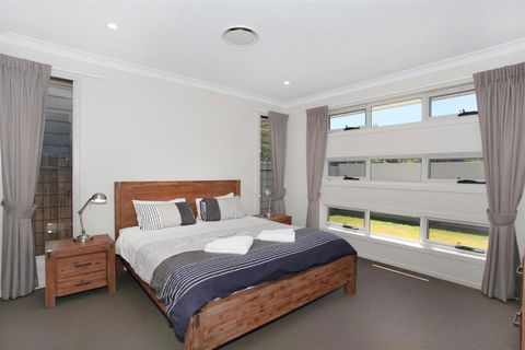 59 Banksia Avenue Coolum Beach Pet Friendly Linen Included 500 BOND - Events Australia 5
