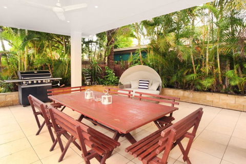 11 Dalmor Court Coolum Beach Pet Friendly Linen Supplied 500 BOND - Tourism Bookings 3
