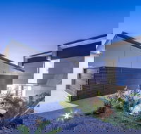 Oleander Holiday Home Airlie Beach - Events Australia