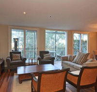 Villa 3br Vista Resort Condo located within Cypress Lakes Resort nothing is more central - Events Australia