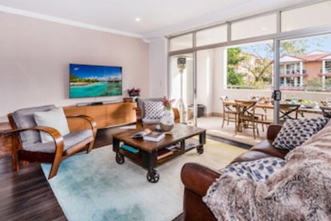 Bondi Bae - Events Australia 0