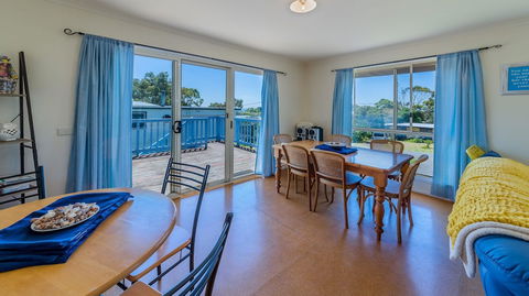 12 Aloha Ventnor Beach House - Accommodation Europe 1