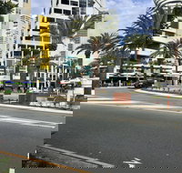 Broadbeach Private Apt with CHA - Events Australia