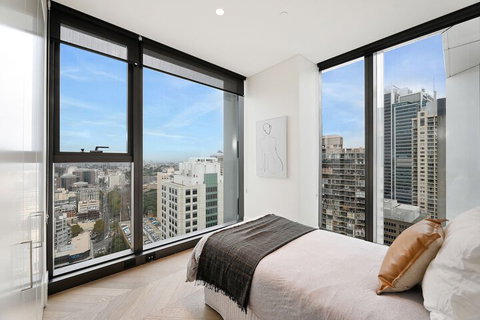 Ultra Modern Brand New CBD View - Events Australia 3