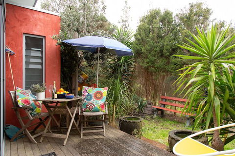 Smith Beach Getaways Beachwood Garden Studio - Accommodation Europe 4
