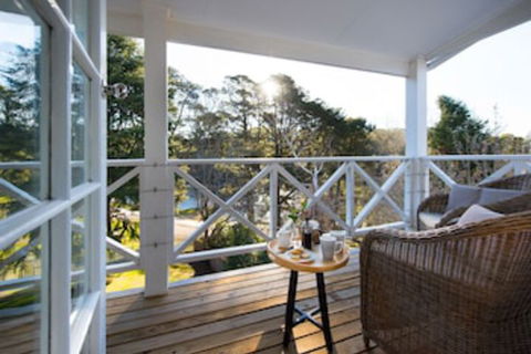 Lake Daylesford Apartments 7 - Events Australia 0