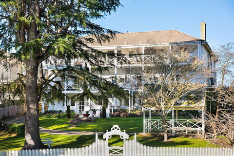 Lake Daylesford Apartments 7 - Events Australia 1