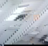 Manly Beach Escape Apartment - Events Australia