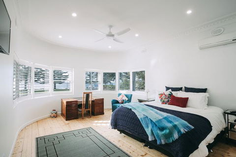 Deco Beach Luxury Apartments - Accommodation Europe 5
