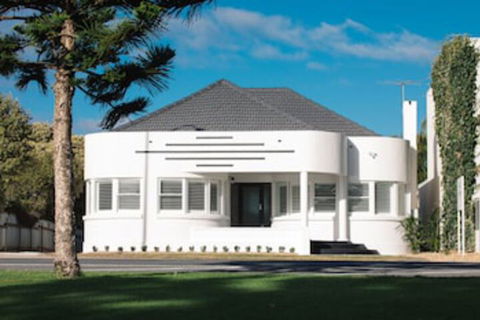 Deco Beach Luxury Apartments - Accommodation Europe 0