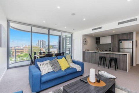 Luxury 2 Bed APT In South Brisbane + Free Parking Qsb058 - Events Australia 0