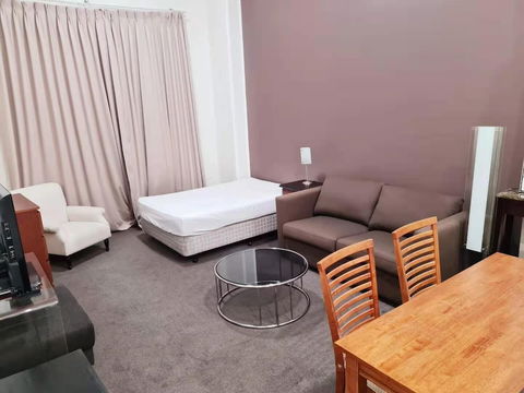 Darling Harbour Resort Style Apartment - Tourism Bookings 3