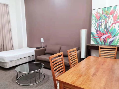 Darling Harbour Resort Style Apartment - Tourism Bookings 1