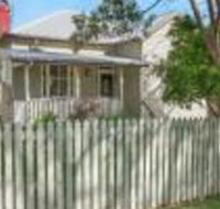 Ambiente Cottage Pet  Family Friendly - Events Australia