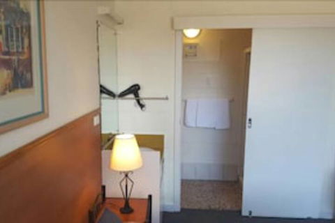 Mt Lyell Motor Inn - Events Australia 6