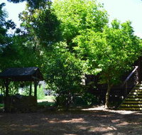 1 School Road Wandiligong - Tourism Bookings