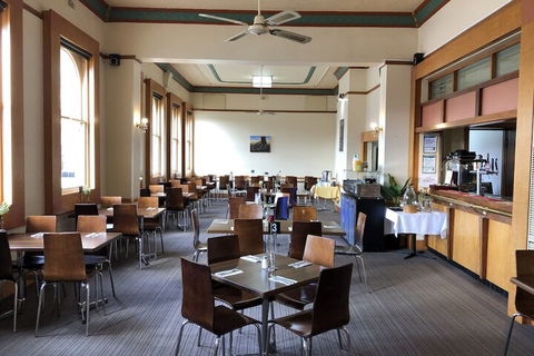 Royal Hotel - Events Australia 6