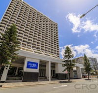 L7 Surfers Paradise Apartment - Events Australia