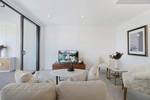 HomeHotel Brand New Ultra Luxe Apartment - Events Australia 4