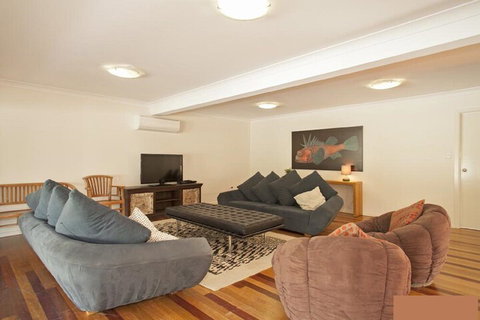 Hibiscus House Sawtell NSW - Events Australia 4