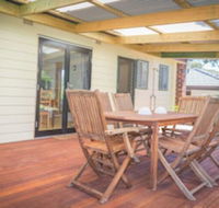 17 Broadbeach Drive - Accommodation Europe