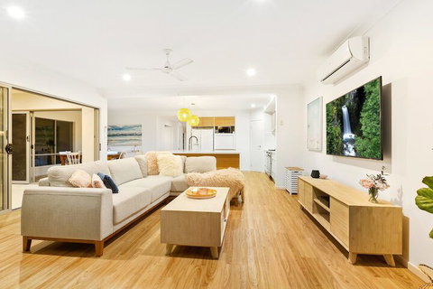 Beachside Holiday Escape - Events Australia 4