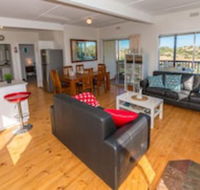 Carrickalinga Seahaven Coastal Escape 4brm 29 Riverview Drive - Accommodation Europe