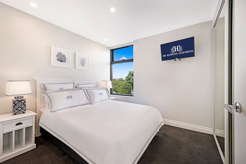 The Hamptons Apartments - St Kilda - Events Australia 3