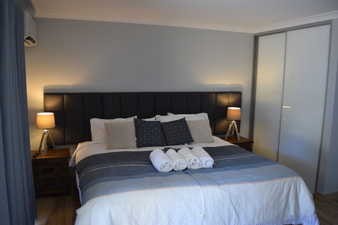 Eagle Bay House - Events Australia 3