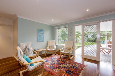 Breezes PET Friendly - Events Australia 7