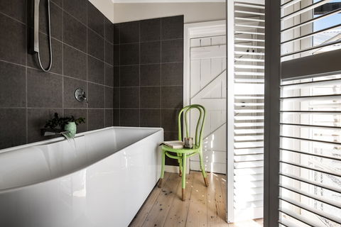 Table Hill Cottage - Events Australia 5