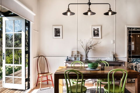 Table Hill Cottage - Events Australia 6