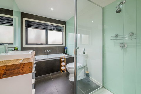 Luxury By THE SEA Close TO THE Beach - Events Australia 6