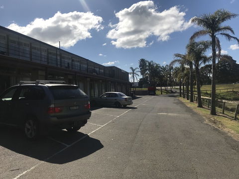 Rivers Apartments & Motel Sale Gippsland - Events Australia 1