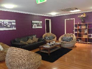 Foreign Exchange Accommodation Beachside - Tourism Bookings 5