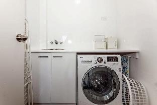 The Helm Unit 15 22 Voyager Close - Events Australia 3