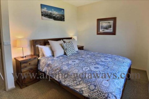 Blue Bird - Events Australia 5