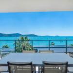Executive On Whisper Bay Cannonvale - Events Australia 0
