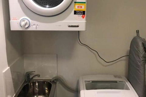 Liverpool New Apt 2BR & 2Bath - Accommodation Europe 2