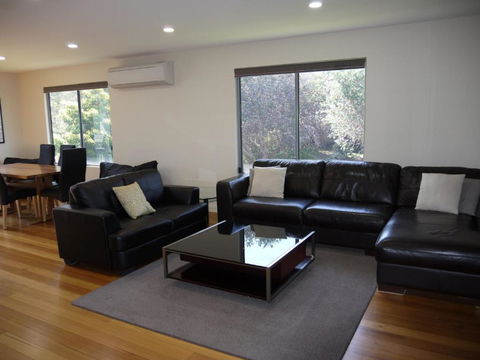 Luxury Near Old Pier Beach - Accommodation Europe 3