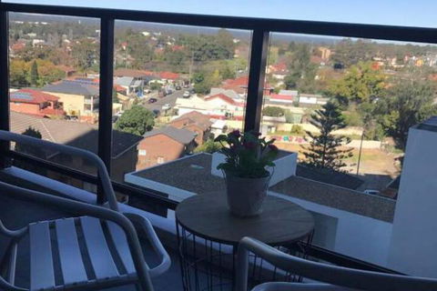 Luxury Apt With 2BR Plus 2Bath - Accommodation Europe 5