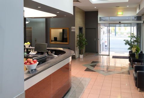 Adelaide Riviera Hotel - Events Australia 0