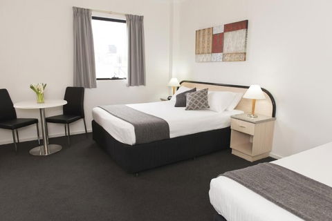Adelaide Riviera Hotel - Events Australia 4