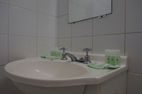 City Crown Motel - Tourism Bookings 6