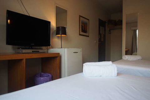 City Crown Motel - Tourism Bookings 5