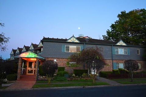 Grand Country Lodge Motel - Tourism Bookings 4