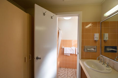 Midcity Motor Lodge - Events Australia 6